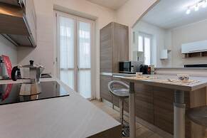 Modern House Santa Rita by Wonderful Italy