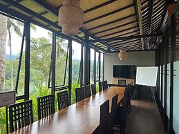 Tapa Agung View
