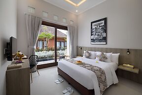 Tapa Agung View