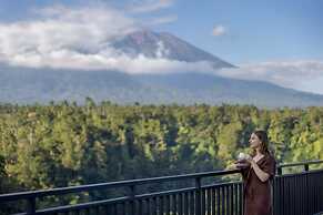 Tapa Agung View