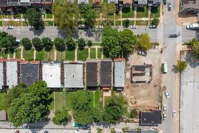 Cozy Family Home - Walk to MO Botanical Gardens