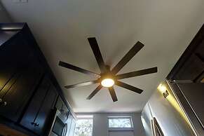 Cozy Family Home - Walk to MO Botanical Gardens