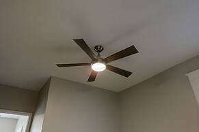 Cozy Family Home - Walk to MO Botanical Gardens