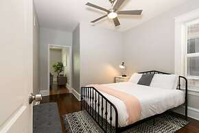 Cozy Family Home - Walk to MO Botanical Gardens