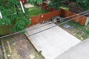 Cozy Family Home - Walk to MO Botanical Gardens