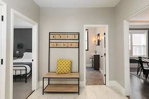 Cozy Family Home - Walk to MO Botanical Gardens