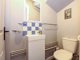 Harvey's Holiday House