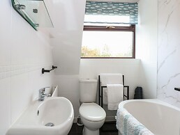 Harvey's Holiday House