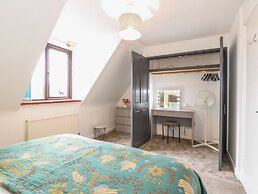 Harvey's Holiday House