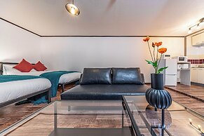 Arita Clover Heights