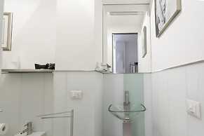 Stylish Apartment Close To Piazza Navona