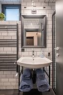 New Soho 13- Top Center Black & White