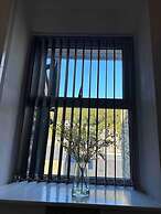 Remarkable 1-bed Seaview Beach Apartment Barmouth