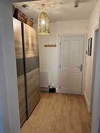 Remarkable 1-bed Seaview Beach Apartment Barmouth