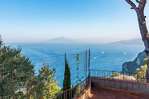 Capri Turquoise by Napoliapartments