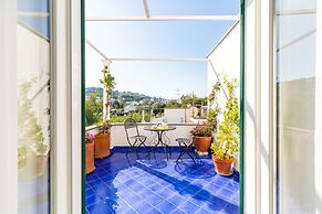 Capri Turquoise by Napoliapartments