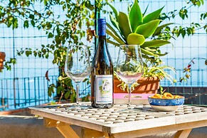 Capri Turquoise by Napoliapartments