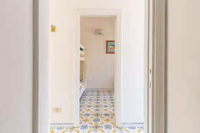 Capri Turquoise by Napoliapartments