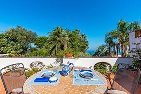 Capri Turquoise by Napoliapartments