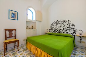 Capri Turquoise by Napoliapartments