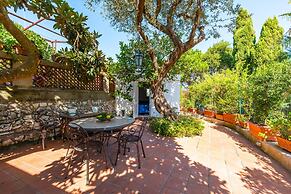 Capri Turquoise by Napoliapartments