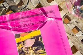 Capri Turquoise by Napoliapartments