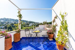 Capri Turquoise by Napoliapartments