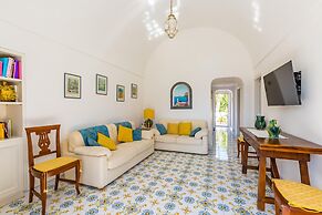 Capri Turquoise by Napoliapartments
