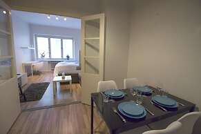 2ndhomes Comfy Apartment near the Sea