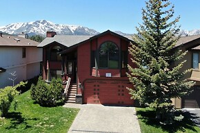 Epiphany 5 Bedroom Home by RedAwning