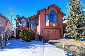 Epiphany 5 Bedroom Home by RedAwning