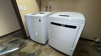 Epiphany 5 Bedroom Home by RedAwning