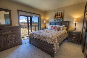 Epiphany 5 Bedroom Home by RedAwning