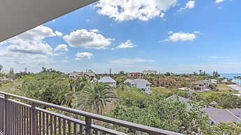 Imperial Sunsets On Siesta 2 Bedroom Condo by RedAwning