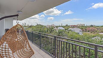 Imperial Sunsets On Siesta 2 Bedroom Condo by RedAwning