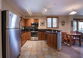 Premium Unit 1327 - One Bedroom - Zephyr Mountain Lodge 1 Condo