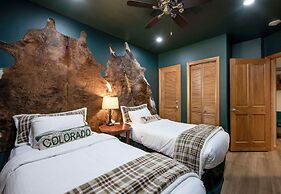 Premium Unit 1403 - Two Bedroom - Zephyr Mountain Lodge 2 Condo