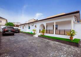 Immaculate 1-bed Apartment in Lagos