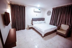 Stunning 2-bed Apartment in Lagos