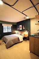 One Living by Roots Rentals