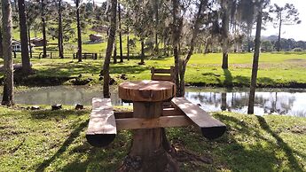 Cabana Pequeno Bosque Com Vista - o Rio, à 15 km da cidade
