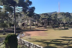 Cabana Pequeno Bosque Com Vista - o Rio, à 15 km da cidade