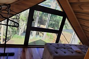 Cabana Pequeno Bosque Com Vista - o Rio, à 15 km da cidade