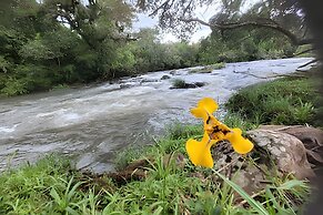 Cabana Pequeno Bosque Com Vista - o Rio, à 15 km da cidade
