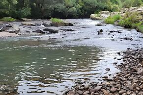 Cabana Pequeno Bosque Com Vista - o Rio, à 15 km da cidade