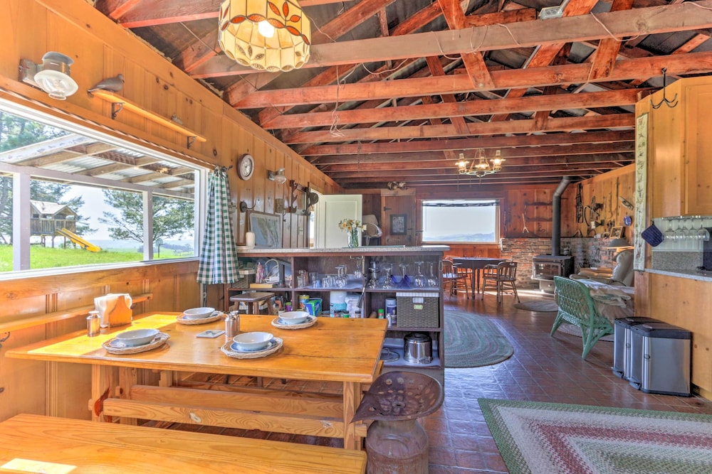 'moonview Ranch' on 20 Acres in Sonoma County!