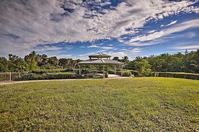Canal Side Retreat w/ Dock, By Hollywood Boardwalk