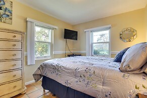 Canal Side Retreat w/ Dock, By Hollywood Boardwalk