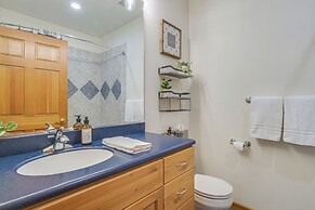 Winter Park Condo w/ Balcony & Mtn Views!