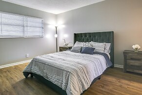 Community Pool: Lauderhill Vacation Rental